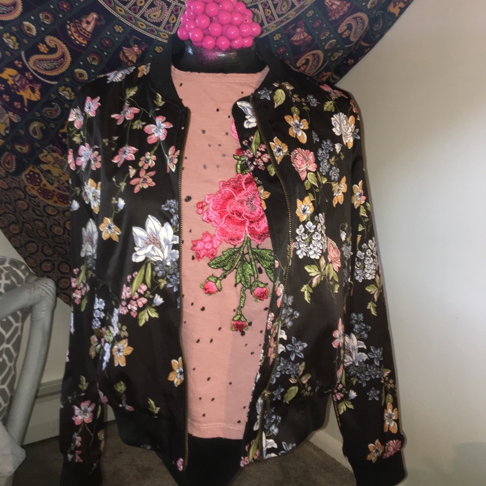 Cheap deal 🌺Bomber Jacket